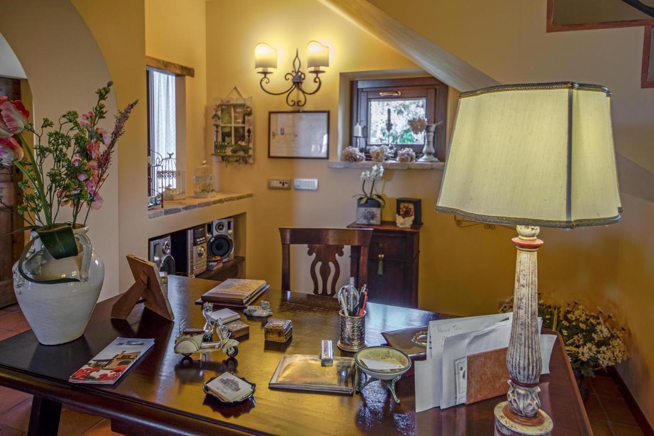 Agriturismo Le Castella Bed & Breakfast Потенца Пичена Екстериор снимка